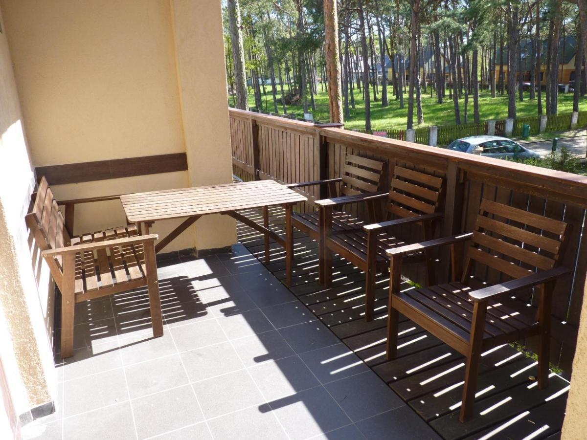 Osrodek Wypoczynkowy W Sosnowym Lesie Hotel Międzywodzie Buitenkant foto