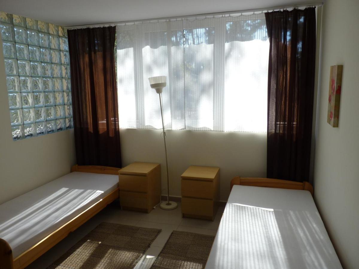 Osrodek Wypoczynkowy W Sosnowym Lesie Hotel Międzywodzie Buitenkant foto