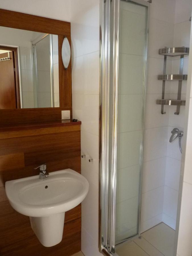 Osrodek Wypoczynkowy W Sosnowym Lesie Hotel Międzywodzie Buitenkant foto