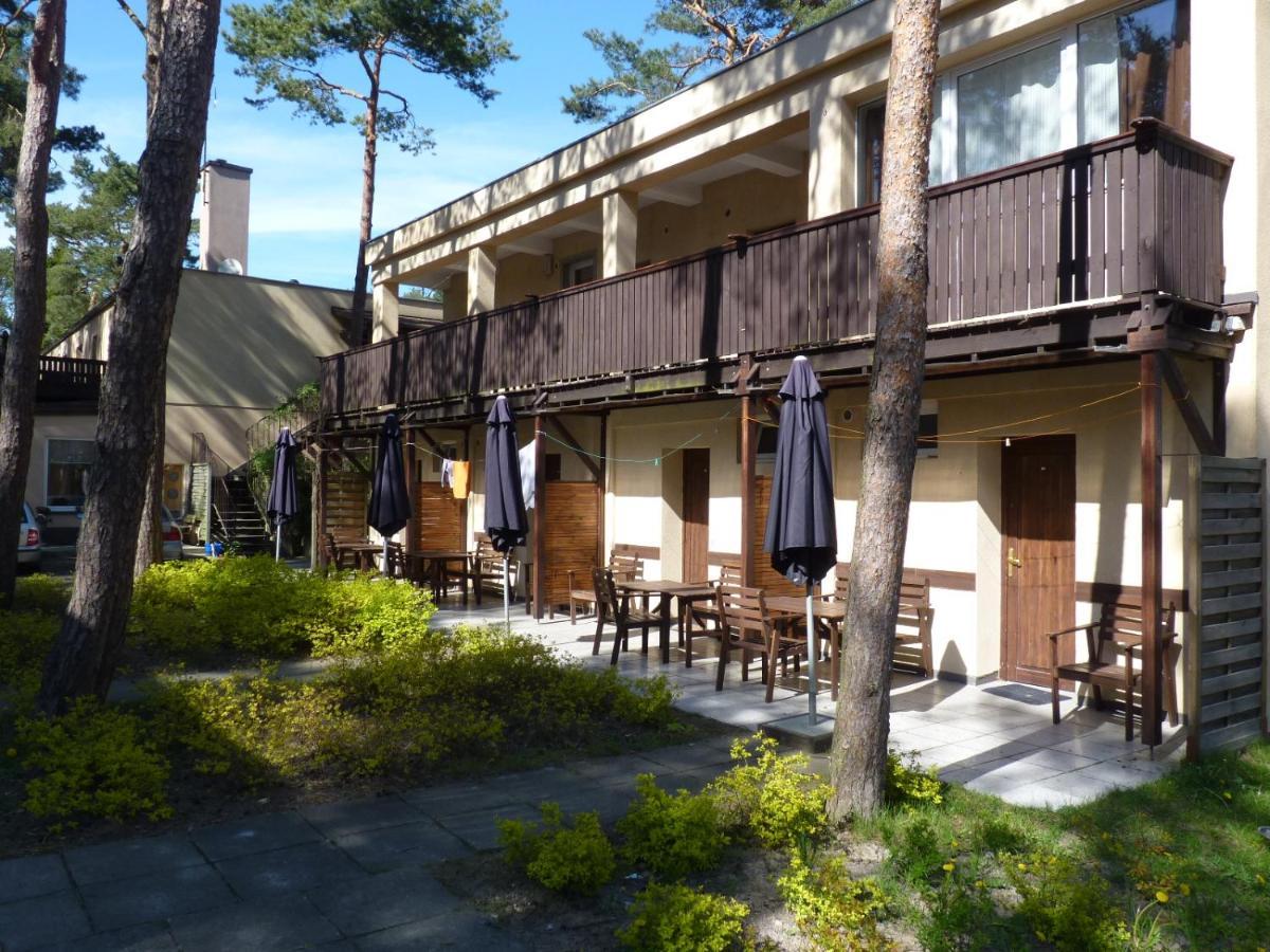 Osrodek Wypoczynkowy W Sosnowym Lesie Hotel Międzywodzie Buitenkant foto