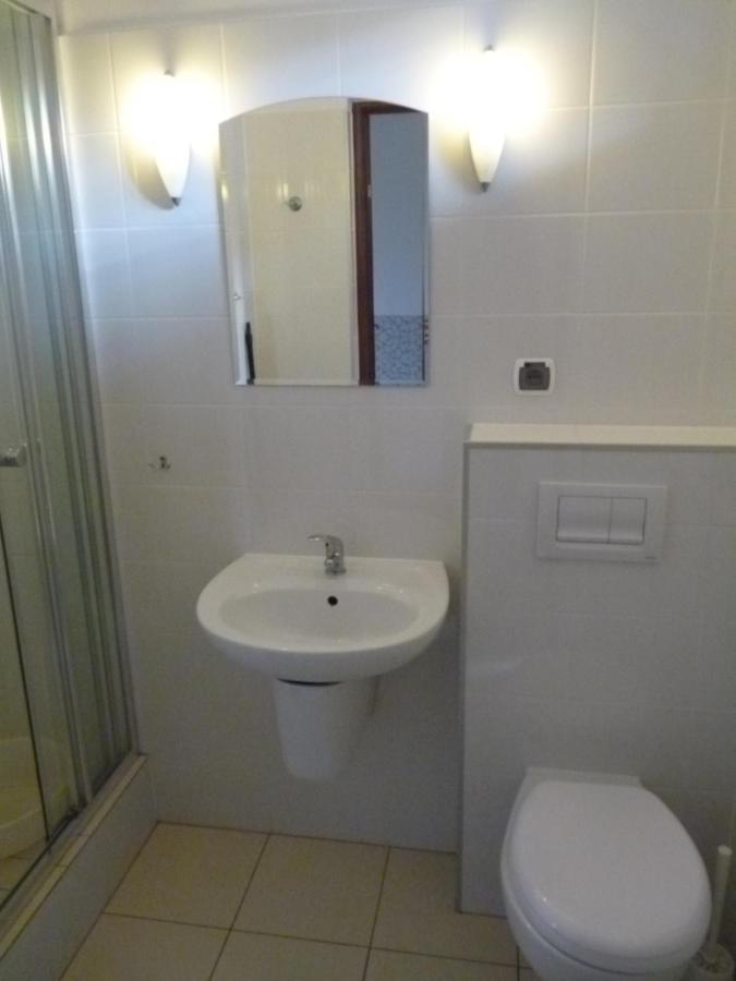 Osrodek Wypoczynkowy W Sosnowym Lesie Hotel Międzywodzie Buitenkant foto