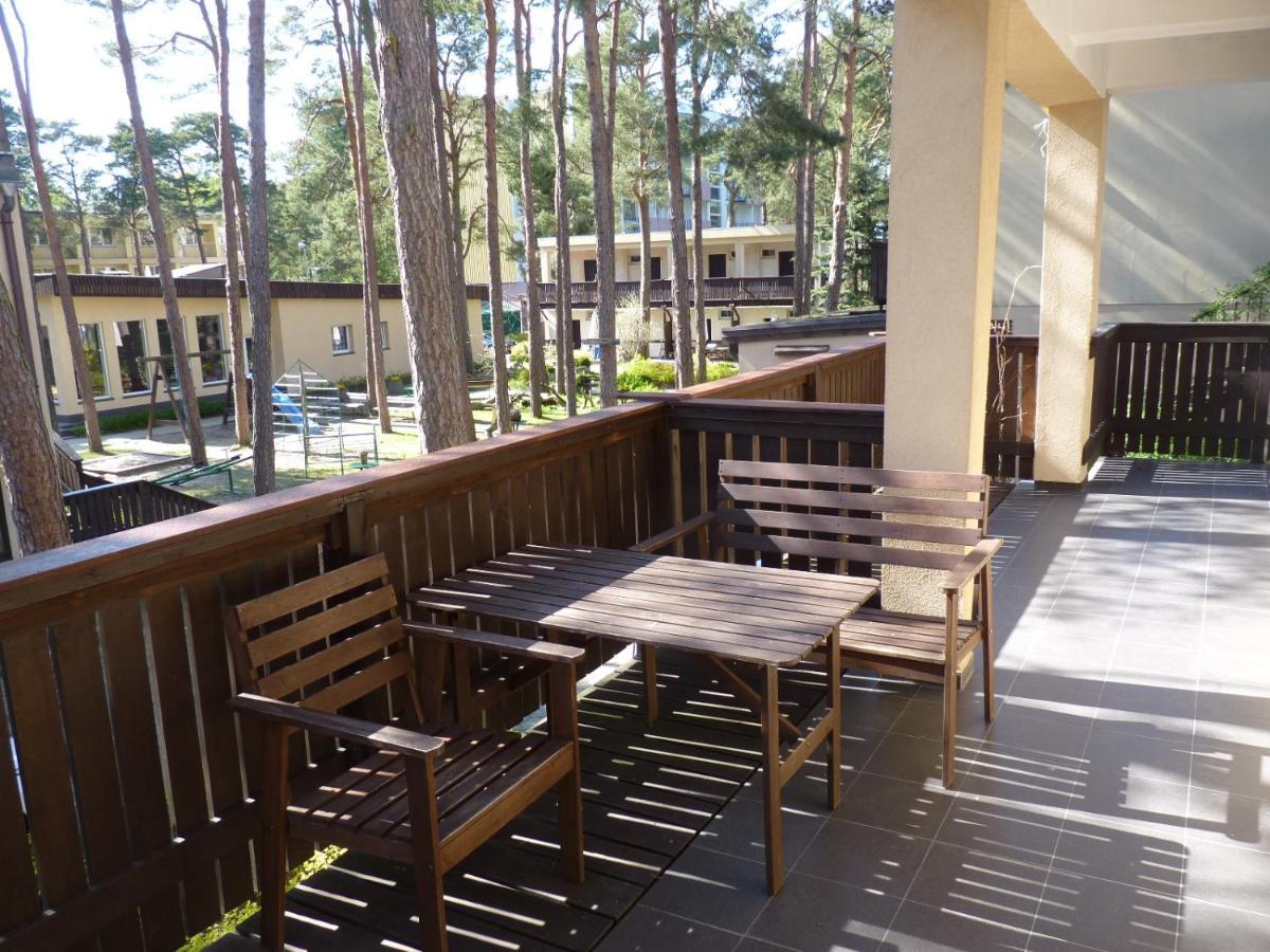 Osrodek Wypoczynkowy W Sosnowym Lesie Hotel Międzywodzie Buitenkant foto