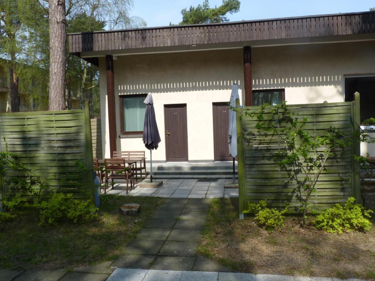 Osrodek Wypoczynkowy W Sosnowym Lesie Hotel Międzywodzie Buitenkant foto